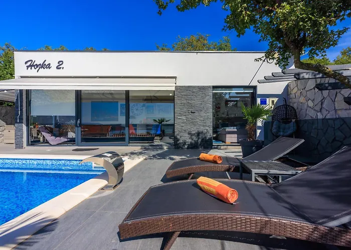 Hojka 2 Holiday home *